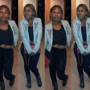 Meet your Posher, Shai